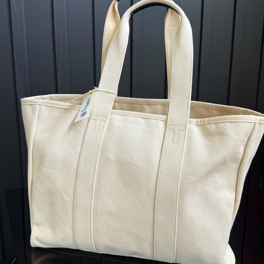 NWT Tory Burch Large Beige Canvas Tote with Navy Leather Trim - Picture 10 of 15